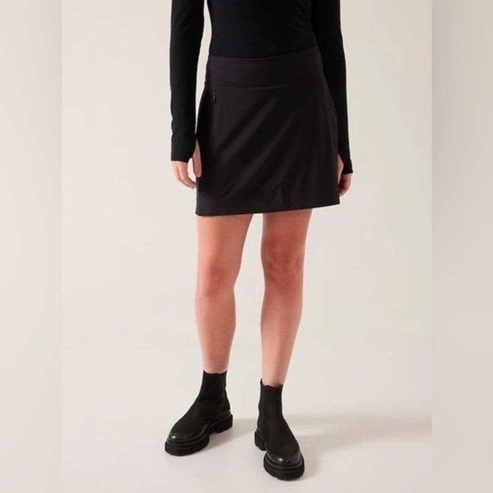 Athleta Soho A-Line Athletic Mini Skort Black 2 Outdoors Hiking Casual Travel